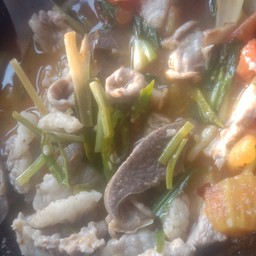 ต้มแซ๊บ,หมู ,เครื่องใน