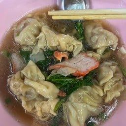 ร้านก๋วยเตี๋ยวพริกจี่ หลักสี่