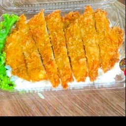 ข้าวไก่ทอดน้ำจิ้มแจ่ว