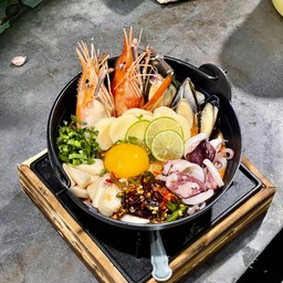 มาม่าหม้อไฟ