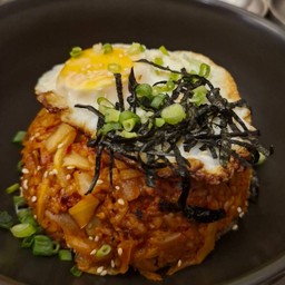 김치볶음밥 (gimchibokk-eumbab-ข้าวผัดกิมจิ)