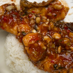 Online - ข้าวปลากระพงราดพริก