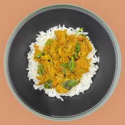 ข้าวพริกแกงใต้เนื้อชิ้น