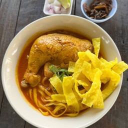 ข้าวซอย น้ำเงียว ฮิมนา