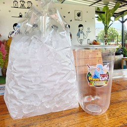 น้ำแข็ง (แก้ว)