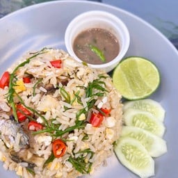 ข้าวผัดน้ำพริกกะปิ ปลาทู