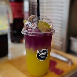 น้ำอ้อยอัญชันมะนาว