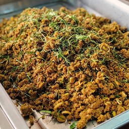 คั่วกลิ้ง หมู -ไก่