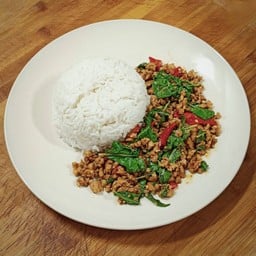 กะเพรา (ราดข้าว)