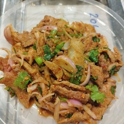 ร้านลาบอีสาน ลาบเหนือ byแม่ฝนร้านฤกษ์เหล้า