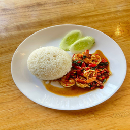 ข้าวกะเพรากุ้ง