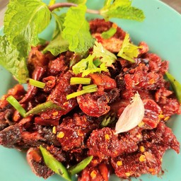 ก้อยขม เนื้อ