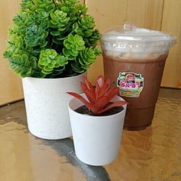 ชาบ้านน้องกุญช์ ชา กาแฟสด เครื่องดื่ม ขนมปังปิ้ง