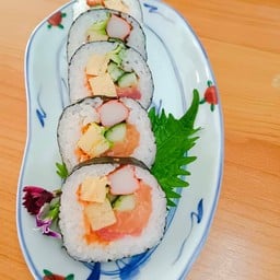 Salmon futo Roll