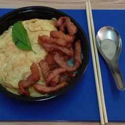 ข้าวไข่เจียว+หมูทอด