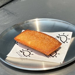ฟินองซีเย คลาสสิค (Classic Financier)