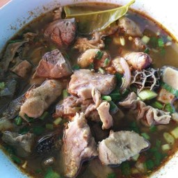 ต้มแซ่บเนื้อ