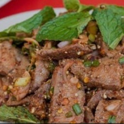 น้ำตกเนื้อย่าง