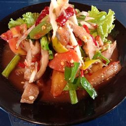 ส้มตำคอหมูย่าง