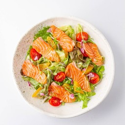 แซลม่อนสลัด