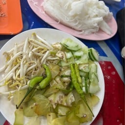 แหนมเนือง สีหอม