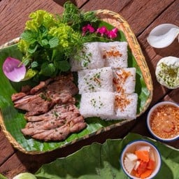 เส้นหมี่หมูย่าง