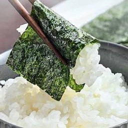 ข้าวญี่ปุ่น 1+สาหร่ายเกาหลีห่อข้าว 1