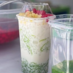 ยายจ๋าลอดช่องสิงคโปร์ใบเตยเส้นสด สาขา3