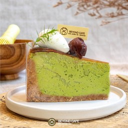 MATCHA BASQUE BURNT CHEESECAKE