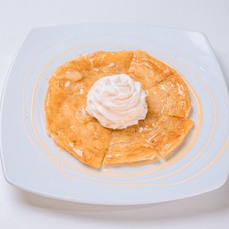 โรตีเนยนม