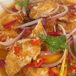 ยำไข่ดาว