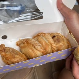 ขนมบ้านโกไข่ นาหม่อม