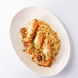 สปาเก็ตตี้กุ้งผัดพริกเกลือ