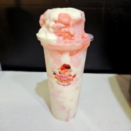 สตรอเบอรี่สมูทตี้