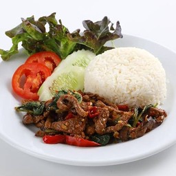 ข้าวผัดกระเพราเนื้อ