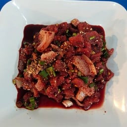 พี่อ๋อย ร้านลาบอุบล ตรงข้าม (BTA)