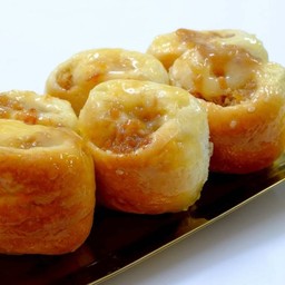 ปังหมูหยองน้ำสลัดมินิ 6 ชิ้น