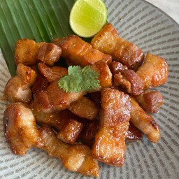 จิ้นทอดน้ำปลาเคี่ยว