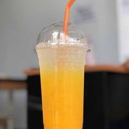 น้ำส้มโซดา