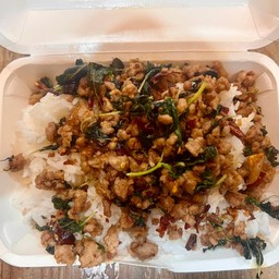 กะเพราหมูสับ