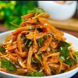 ยำกระเพาะหมู