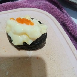 อุมั่ย ซูชิเบิร์นไฟ ข้าวหน้าญี่ปุ่น ลำพยา