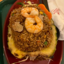 Mickey and Pals Market Cafe  Disneyland Shanghai