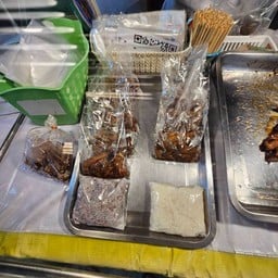 ร้านหมูทอดชาววัง