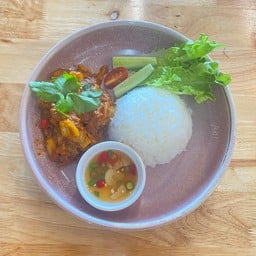 ข้าวผัดผงกระหรี่ทะเล