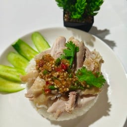 แอนข้าวมันไก่
