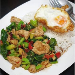 ผัดคะน้าหมู