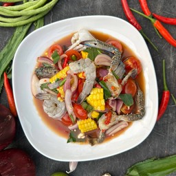 ยำกะเทยงาม @เชียงใหม่