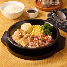 สเต็กบาร์บีคิวหมูและไก่ เสิร์ฟพร้อมข้าวญี่ปุ่น