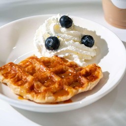 ครอฟเฟิลวิปปิ้งครีม